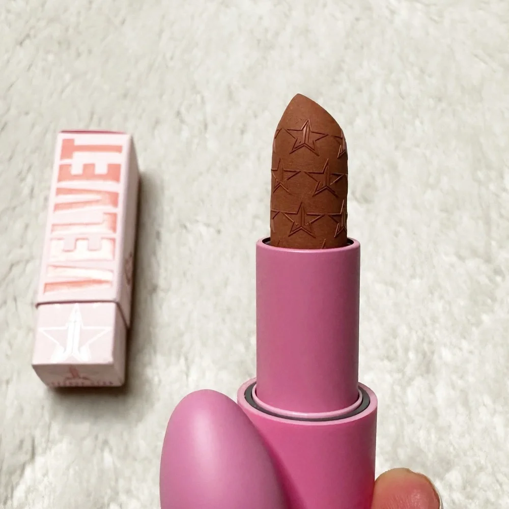 NIB Jeffree Star Velvet Trap Lipstick in Celebrity Skin OG Full Size 4g